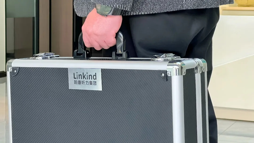 驗(yàn)配神器！聆康LK-300/400無(wú)線功能純音聽力計(jì)重磅上市(圖1)